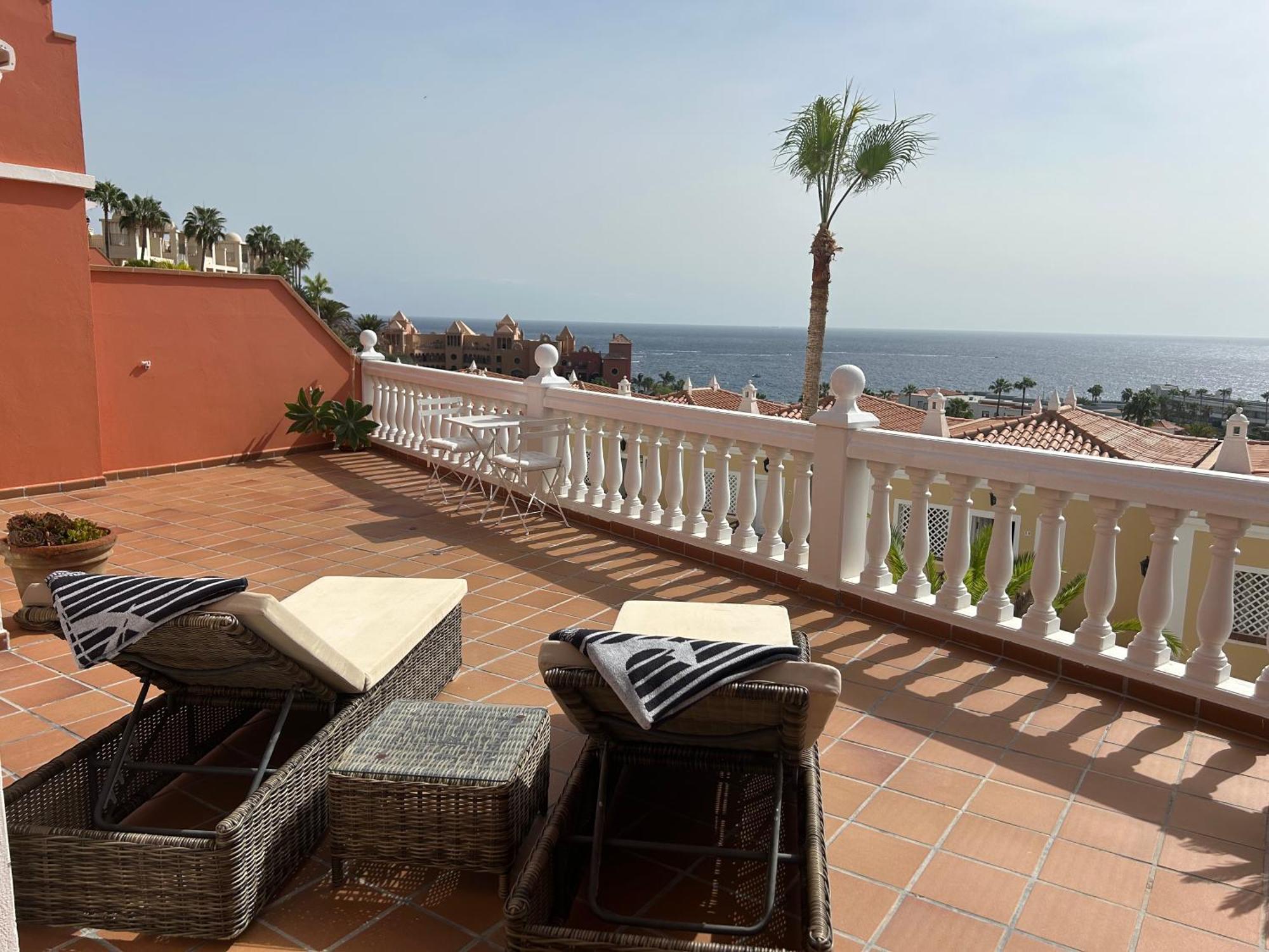 Playa Del Duque-Amazing Views 2 Bedroom Costa Adeje  Kültér fotó